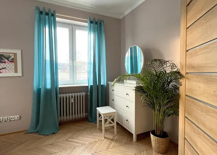 شقة 25 غدينيا